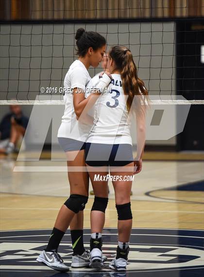 Thumbnail 2 in Marin Catholic vs. Alhambra (CIF NCS D3 Semi-Finals) photogallery.