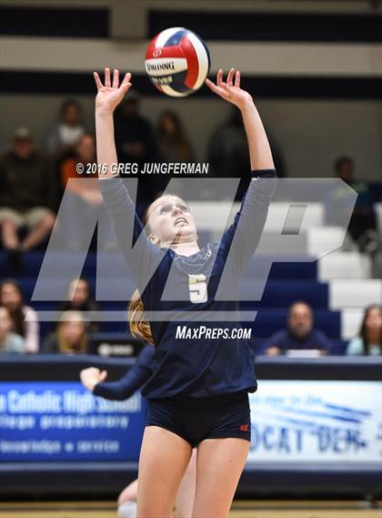Thumbnail 3 in Marin Catholic vs. Alhambra (CIF NCS D3 Semi-Finals) photogallery.