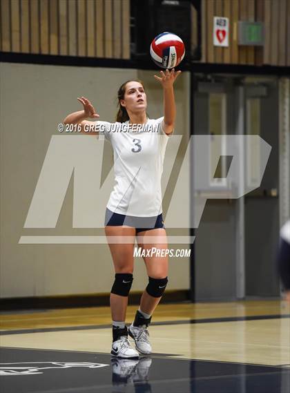 Thumbnail 3 in Marin Catholic vs. Alhambra (CIF NCS D3 Semi-Finals) photogallery.
