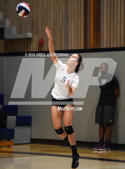 Thumbnail 2 in Marin Catholic vs. Alhambra (CIF NCS D3 Semi-Finals) photogallery.
