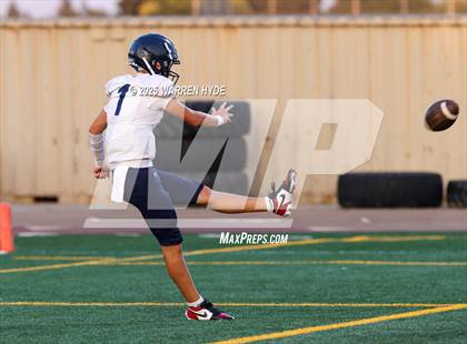 Thumbnail 2 in Inderkum @ Monterey Trail photogallery.