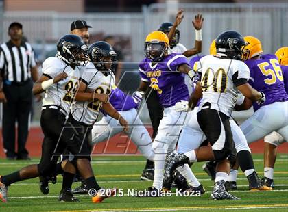 Thumbnail 3 in Lynwood vs. Firebaugh (Lynwood City Classic) photogallery.
