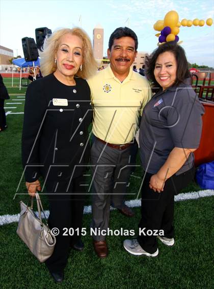 Thumbnail 1 in Lynwood vs. Firebaugh (Lynwood City Classic) photogallery.