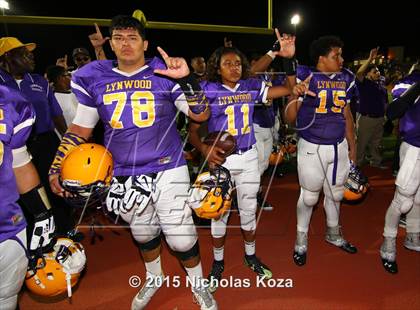 Thumbnail 2 in Lynwood vs. Firebaugh (Lynwood City Classic) photogallery.