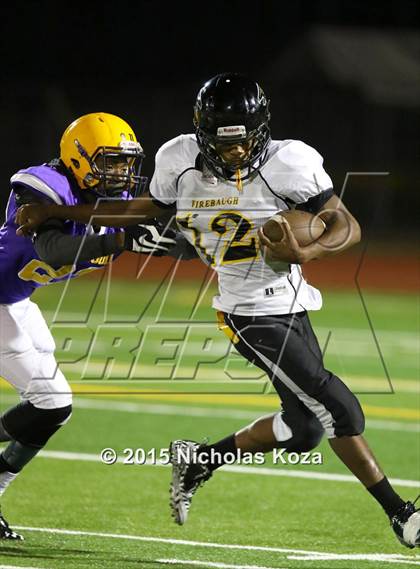 Thumbnail 1 in Lynwood vs. Firebaugh (Lynwood City Classic) photogallery.