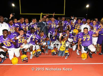 Thumbnail 3 in Lynwood vs. Firebaugh (Lynwood City Classic) photogallery.