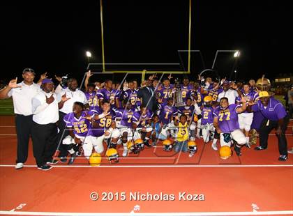 Thumbnail 1 in Lynwood vs. Firebaugh (Lynwood City Classic) photogallery.