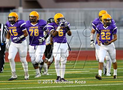 Thumbnail 2 in Lynwood vs. Firebaugh (Lynwood City Classic) photogallery.