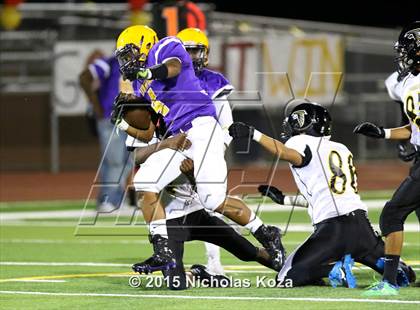 Thumbnail 3 in Lynwood vs. Firebaugh (Lynwood City Classic) photogallery.