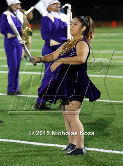 Thumbnail 3 in Lynwood vs. Firebaugh (Lynwood City Classic) photogallery.