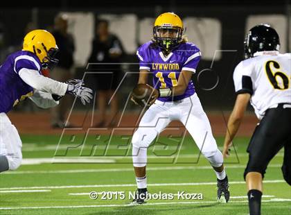 Thumbnail 3 in Lynwood vs. Firebaugh (Lynwood City Classic) photogallery.
