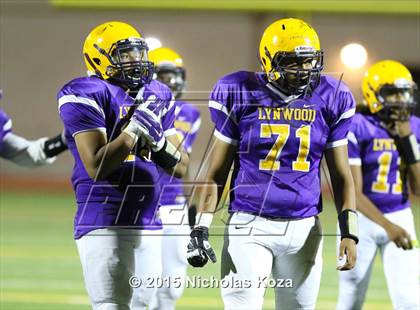 Thumbnail 3 in Lynwood vs. Firebaugh (Lynwood City Classic) photogallery.