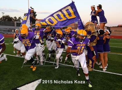 Thumbnail 3 in Lynwood vs. Firebaugh (Lynwood City Classic) photogallery.