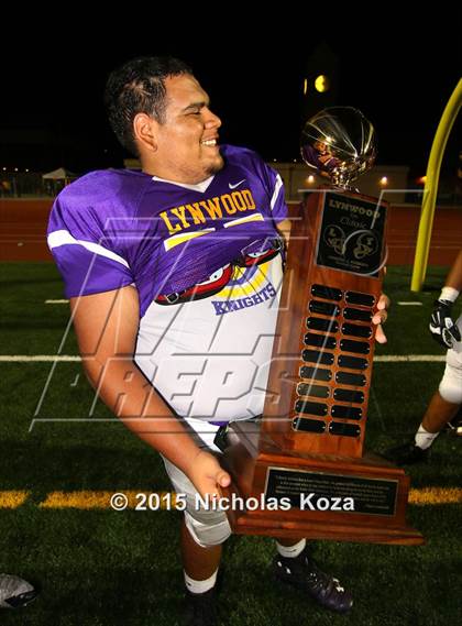 Thumbnail 3 in Lynwood vs. Firebaugh (Lynwood City Classic) photogallery.