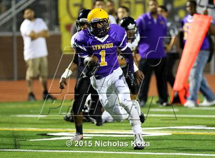 Thumbnail 2 in Lynwood vs. Firebaugh (Lynwood City Classic) photogallery.