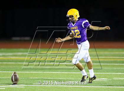 Thumbnail 2 in Lynwood vs. Firebaugh (Lynwood City Classic) photogallery.