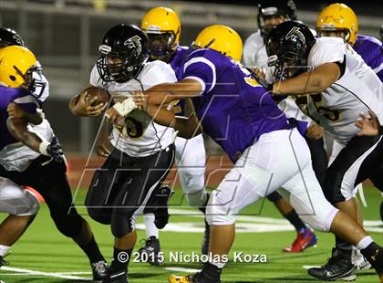 Thumbnail 1 in Lynwood vs. Firebaugh (Lynwood City Classic) photogallery.