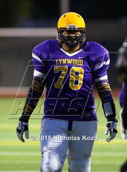 Thumbnail 2 in Lynwood vs. Firebaugh (Lynwood City Classic) photogallery.