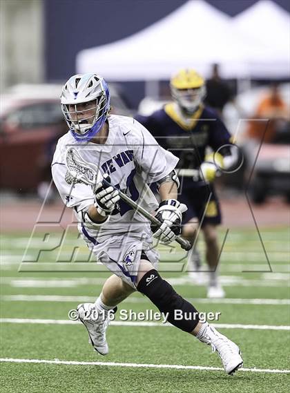Thumbnail 3 in Darien vs. Simsbury (CIAC Class L Final) photogallery.