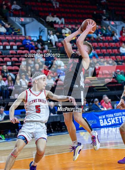Thumbnail 3 in Mount Sinai vs Glens Falls (NYSPHSAA Class A Championship) photogallery.