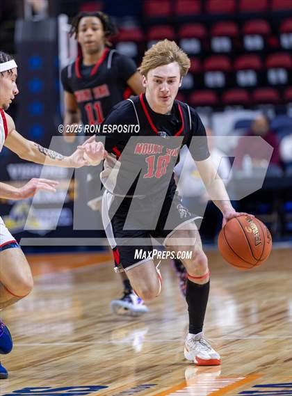 Thumbnail 1 in Mount Sinai vs Glens Falls (NYSPHSAA Class A Championship) photogallery.