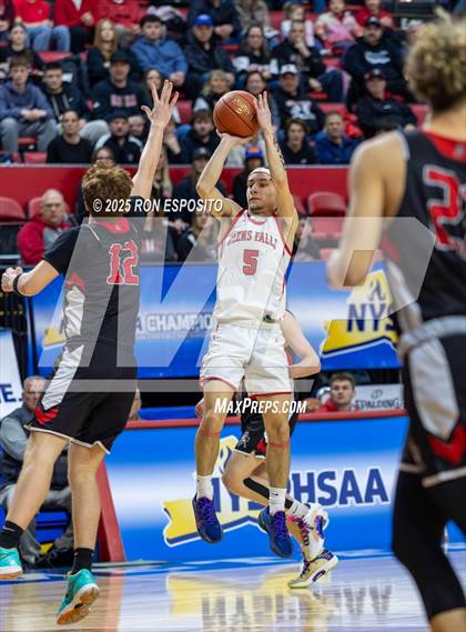 Thumbnail 1 in Mount Sinai vs Glens Falls (NYSPHSAA Class A Championship) photogallery.