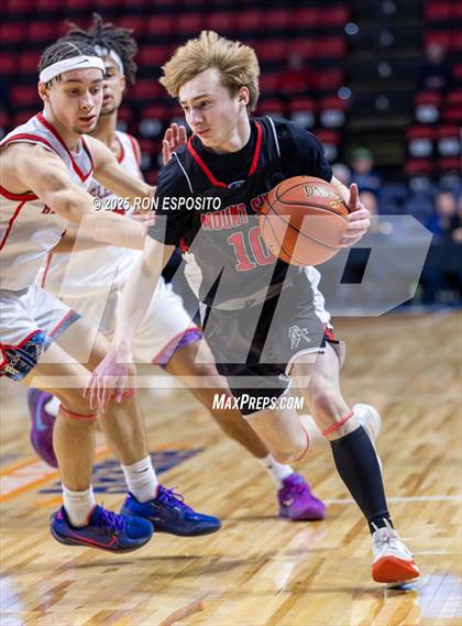 Thumbnail 2 in Mount Sinai vs Glens Falls (NYSPHSAA Class A Championship) photogallery.