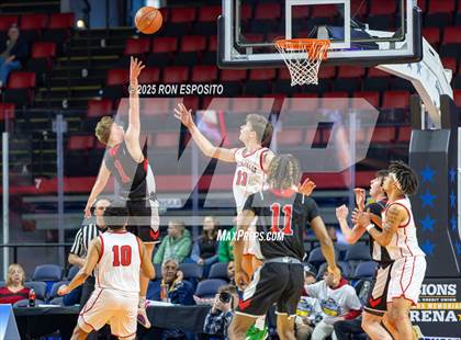 Thumbnail 2 in Mount Sinai vs Glens Falls (NYSPHSAA Class A Championship) photogallery.