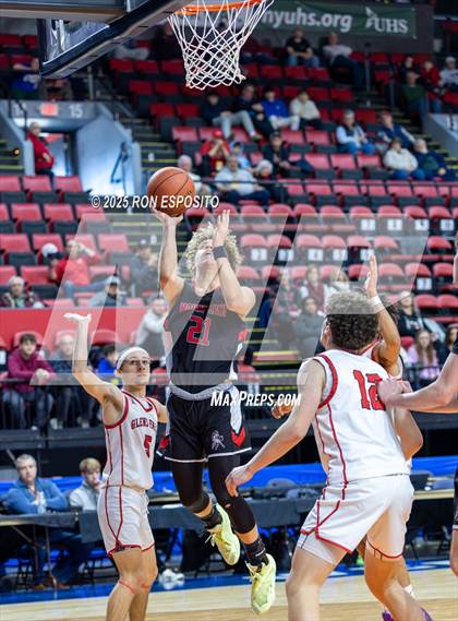 Thumbnail 3 in Mount Sinai vs Glens Falls (NYSPHSAA Class A Championship) photogallery.