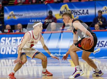 Thumbnail 2 in Mount Sinai vs Glens Falls (NYSPHSAA Class A Championship) photogallery.