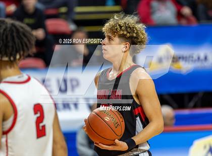 Thumbnail 2 in Mount Sinai vs Glens Falls (NYSPHSAA Class A Championship) photogallery.