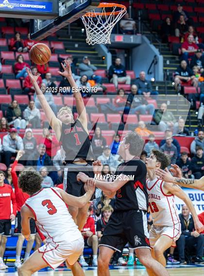 Thumbnail 3 in Mount Sinai vs Glens Falls (NYSPHSAA Class A Championship) photogallery.