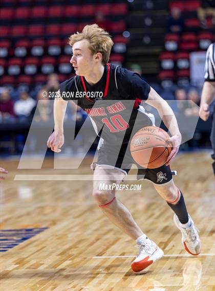 Thumbnail 3 in Mount Sinai vs Glens Falls (NYSPHSAA Class A Championship) photogallery.