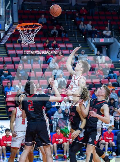 Thumbnail 3 in Mount Sinai vs Glens Falls (NYSPHSAA Class A Championship) photogallery.