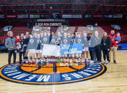 Thumbnail 1 in Mount Sinai vs Glens Falls (NYSPHSAA Class A Championship) photogallery.