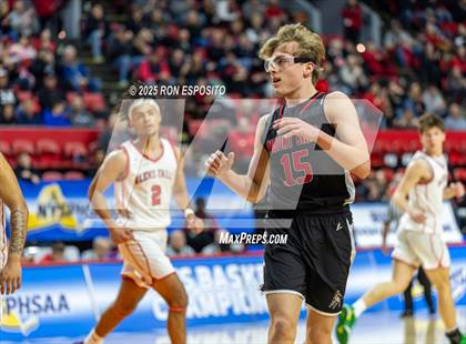 Thumbnail 2 in Mount Sinai vs Glens Falls (NYSPHSAA Class A Championship) photogallery.