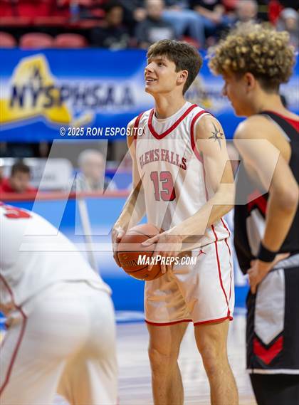 Thumbnail 3 in Mount Sinai vs Glens Falls (NYSPHSAA Class A Championship) photogallery.