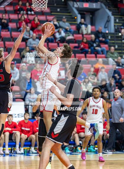 Thumbnail 1 in Mount Sinai vs Glens Falls (NYSPHSAA Class A Championship) photogallery.