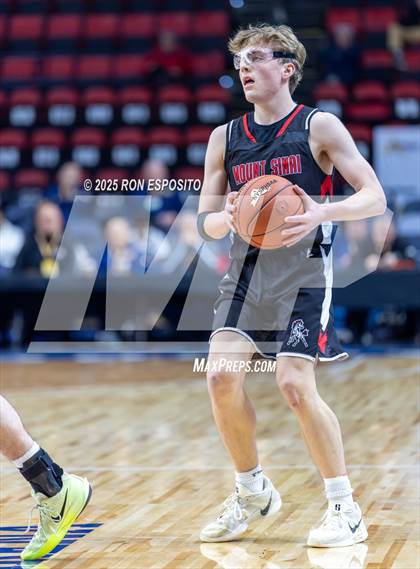 Thumbnail 3 in Mount Sinai vs Glens Falls (NYSPHSAA Class A Championship) photogallery.