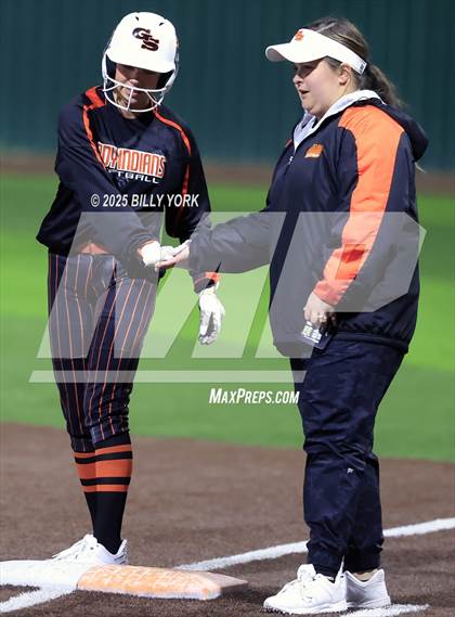 Thumbnail 1 in Grand Saline vs Longview photogallery.