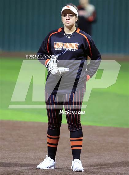 Thumbnail 3 in Grand Saline vs Longview photogallery.