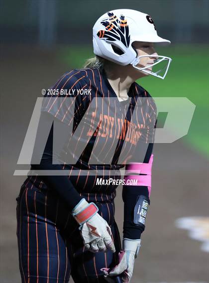 Thumbnail 3 in Grand Saline vs Longview photogallery.