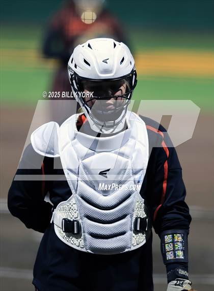 Thumbnail 2 in Grand Saline vs Longview photogallery.