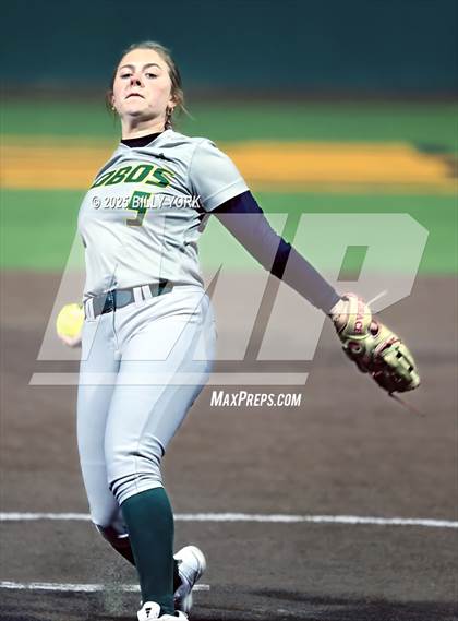 Thumbnail 2 in Grand Saline vs Longview photogallery.