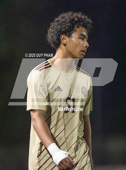 Thumbnail 3 in Servite @ JSerra Catholic photogallery.