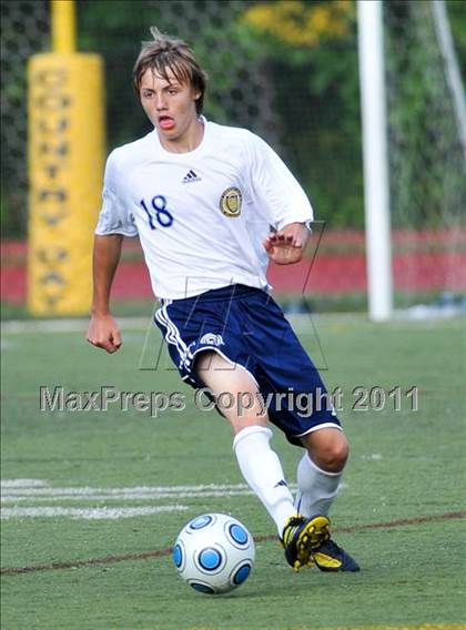 Thumbnail 2 in Detroit Country Day vs Farmington (Detroit Country Day Tournament) photogallery.