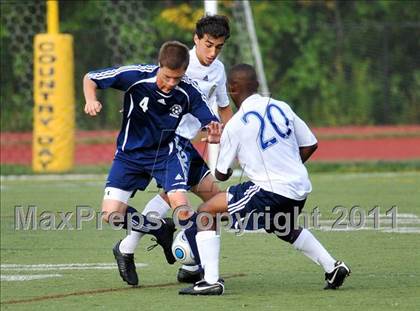 Thumbnail 3 in Detroit Country Day vs Farmington (Detroit Country Day Tournament) photogallery.