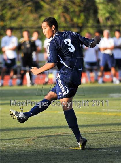 Thumbnail 2 in Detroit Country Day vs Farmington (Detroit Country Day Tournament) photogallery.