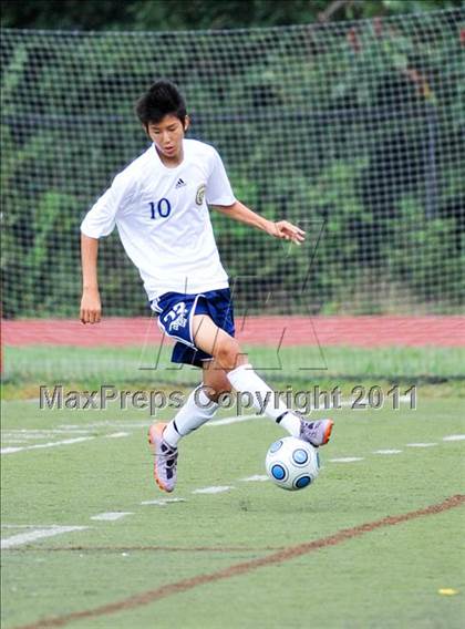 Thumbnail 3 in Detroit Country Day vs Farmington (Detroit Country Day Tournament) photogallery.