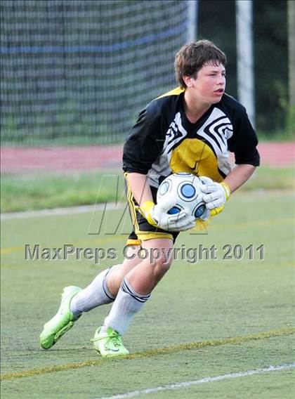Thumbnail 1 in Detroit Country Day vs Farmington (Detroit Country Day Tournament) photogallery.